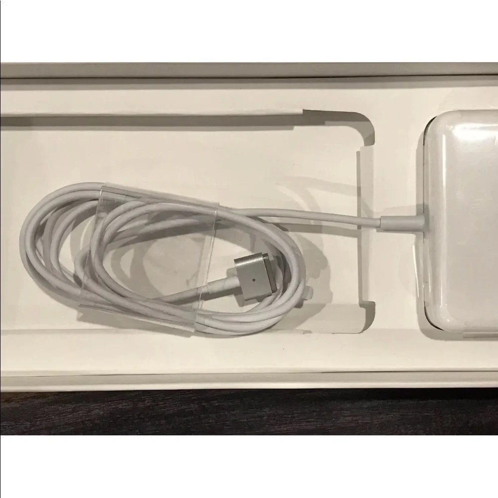 Apple 85w Magsafe 2 Power Adapter for Macbook Pro